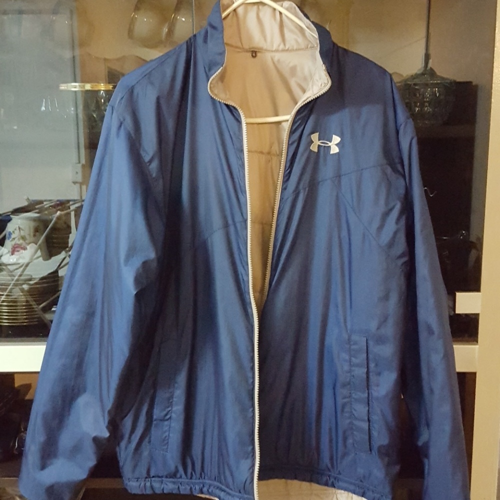 Under Armour medium reversible puffer jacket